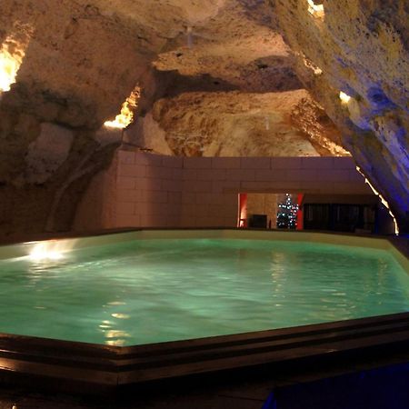 Chambres D'Hotes Troglodytes Le Clos De L'Hermitage Амбуаз Екстер'єр фото